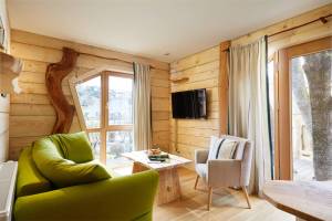 1620726157_emma-6-1_original